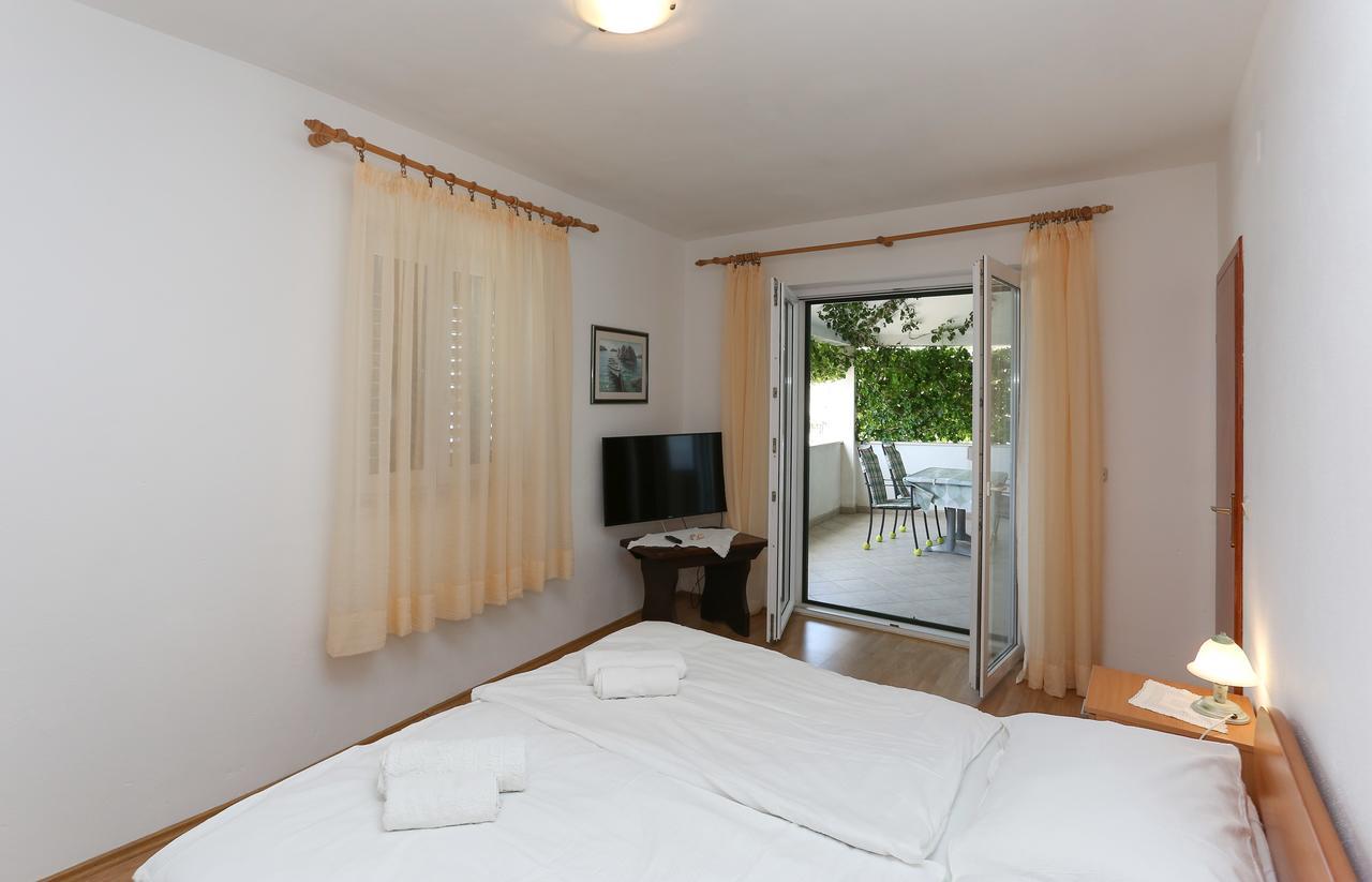 Apartments Laguna 2 Bol Bagian luar foto