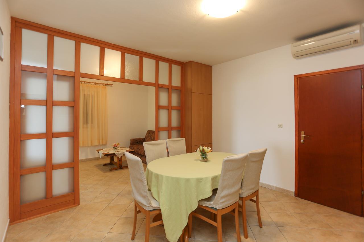 Apartments Laguna 2 Bol Bagian luar foto